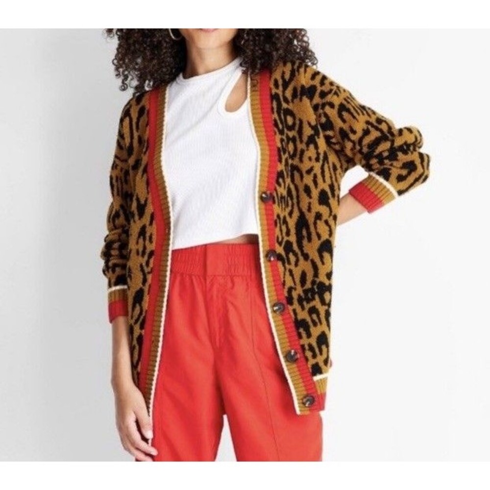 Future Collective Women’s XS Leopard Print Button Front V-Neck Cardigan Sweater